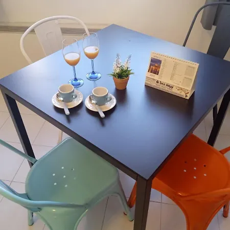 Fontana Greca ゲストハウス 3*